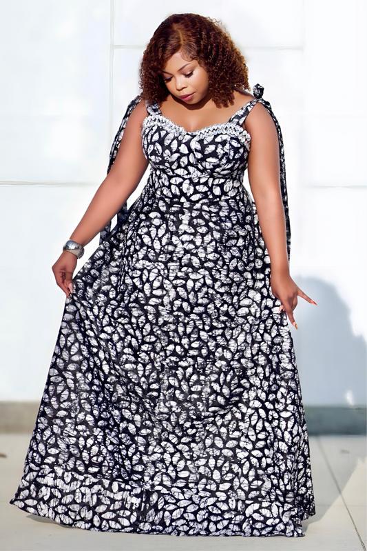 Elegant Ankara Maxi Dress – African Print Gown in Wine Red and Black