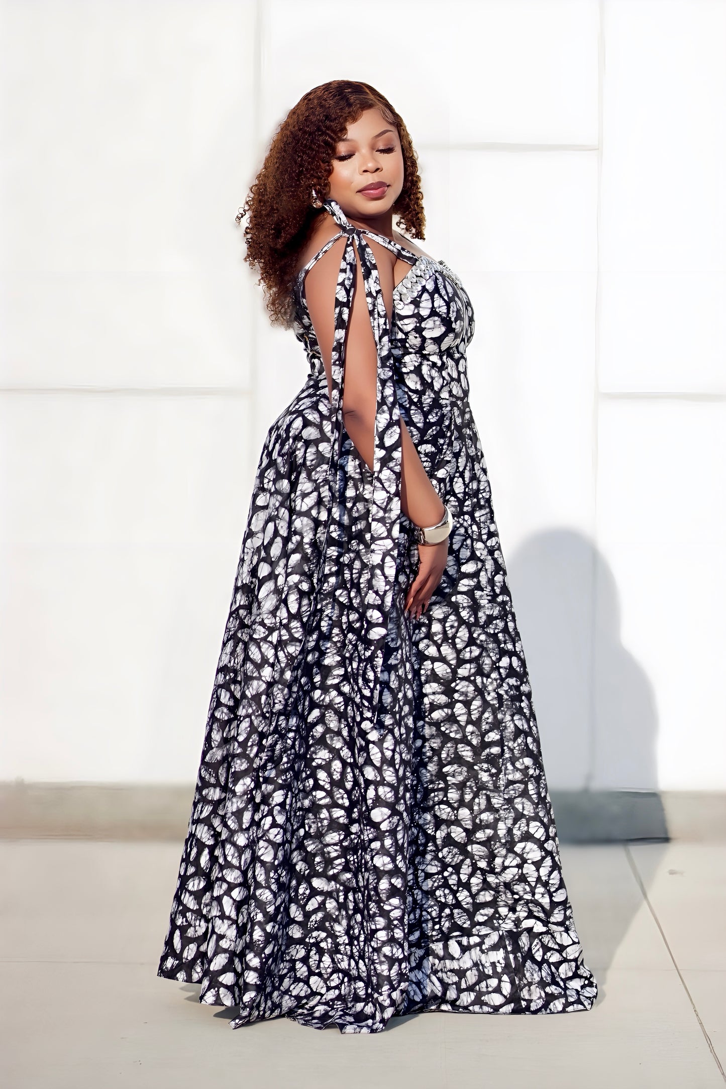 Elegant Ankara Maxi Dress – African Print Gown in Wine Red and Black